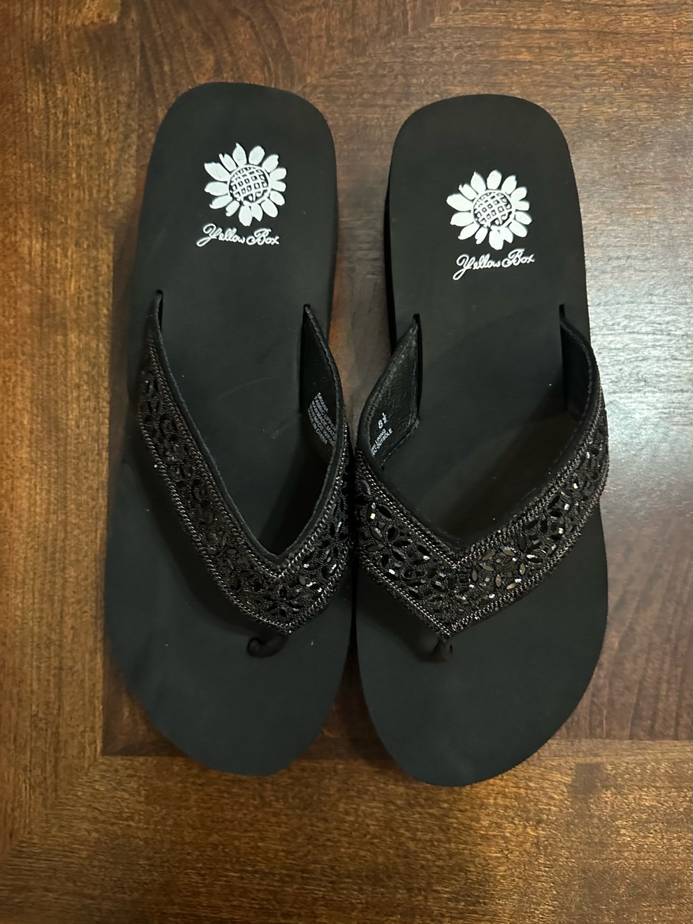 YELLOW BOX SAYANA BLACK FLIP FLOPS